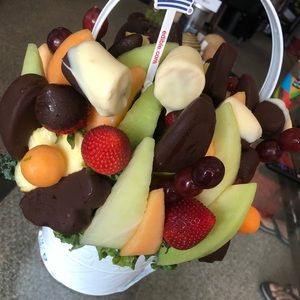 Meet your Posher, Loriel